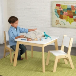 KidKraft® Mesa Moderna Con 2 Sillas -Productos Para Bebes kidkraft mesa moderna con 2 sillas a220362 2
