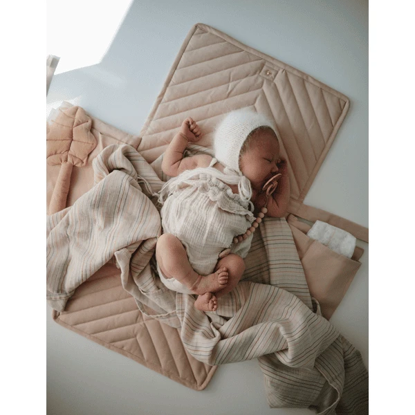 Mushie Cambiador Plegable Blush 3 Mushie Cambiador Plegable Blush - Imagen 3